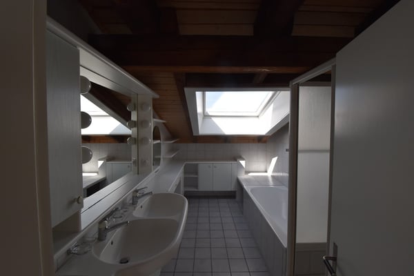 2.5-Zimmer Dachwohnung im Herzen des Breitenrainquartiers 4