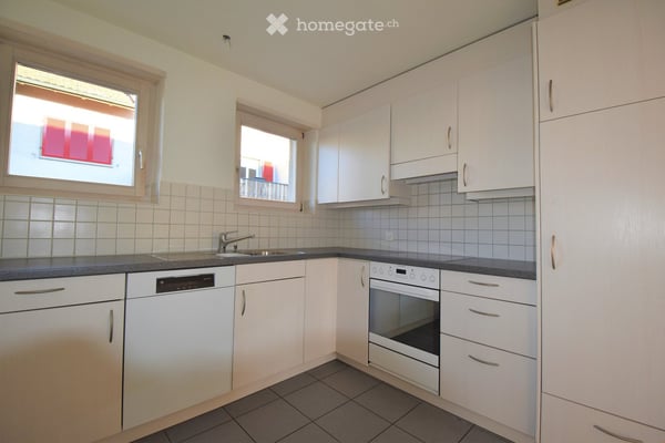 4.5-Zimmerwohnung mit grosser Terrasse und grossem Balkon 4