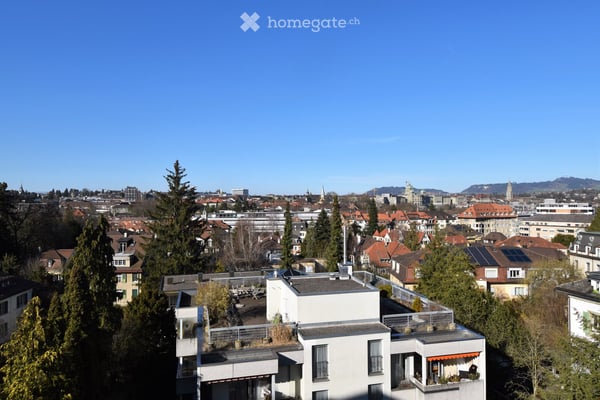 Lichtdurchflutete Wohnung mit traumhaftem Blick über die Stadt Bern 2