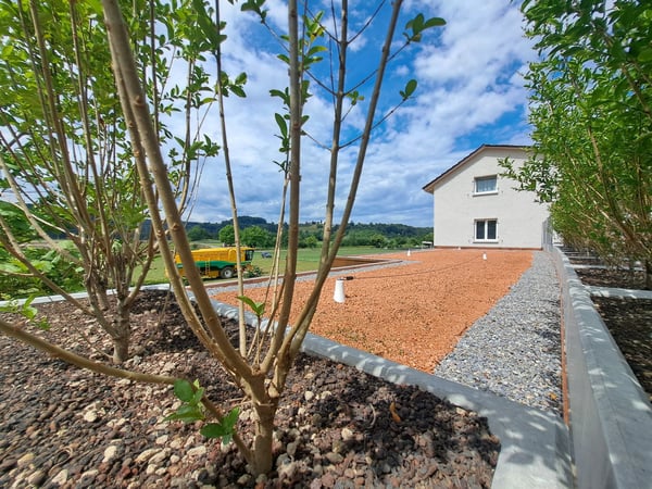 3'084 m² sonniges Hangparadies - mit renditestarkem Dreifamilienhaus 10