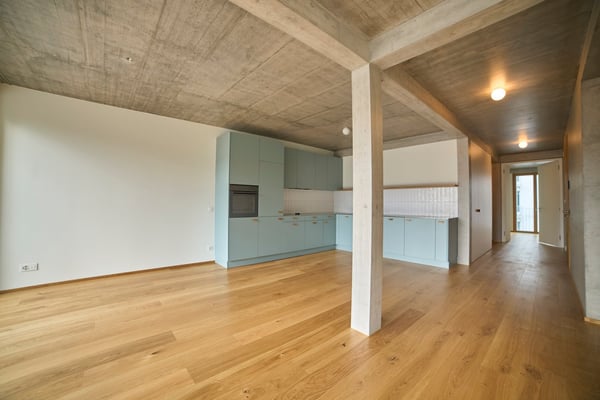 Moderne 2.5-Zimmer-Neubauwohnung mit Balkon in Basel 3