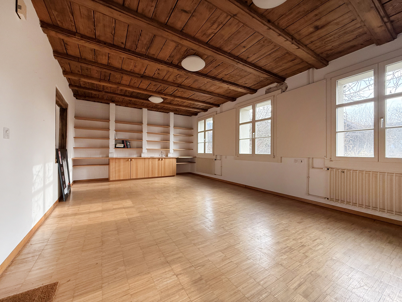 Immobilie in Rodersdorf - HISTORISCHES WOHNHAUS MIT UMBAU-/NEUBAUPOTENZIAL MITTEN IN RODERSDORF - Bild 7
