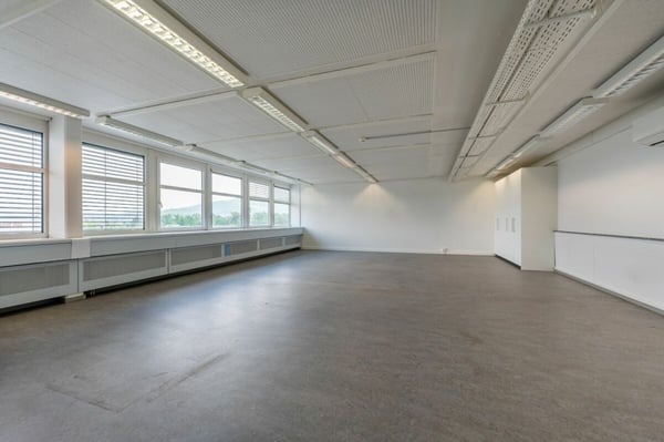 190 m² klimatisierte Bürofläche im Kägen Reinach - ab CHF 149.-/m² im 1. Jahr 8