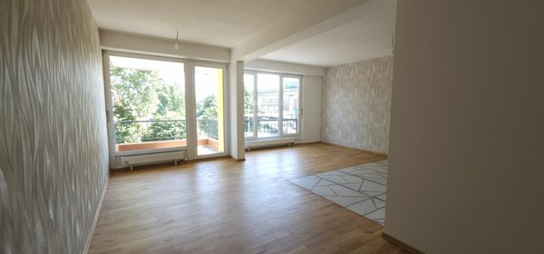 Sanierte 8-Zimmerwohnung an gut angebundener Lage 4