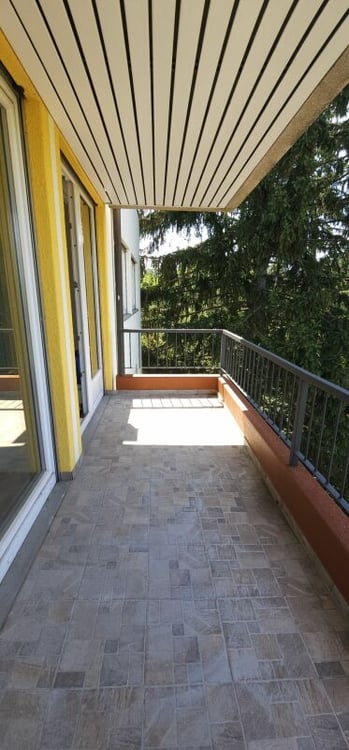 Sanierte 8-Zimmerwohnung an gut angebundener Lage 6