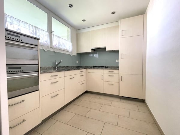 Helle 3-Zimmer-Wohnung mit Balkon und schöner Aussicht in Pratteln 9
