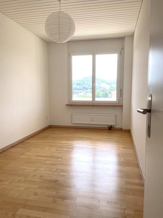 Helle 3-Zimmer-Wohnung mit Balkon und schöner Aussicht in Pratteln 6