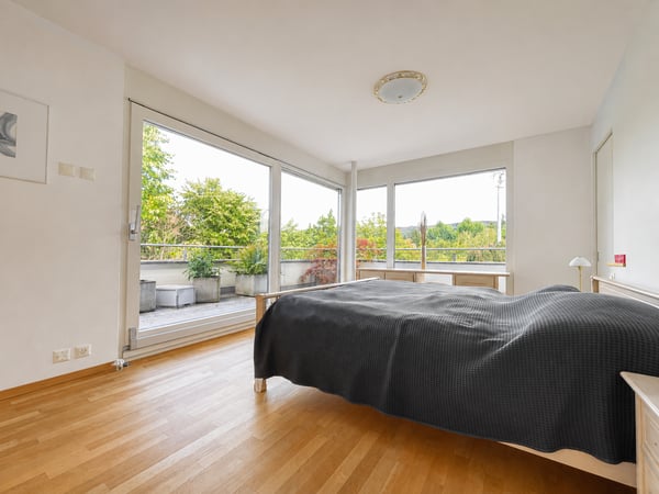 5½-Zimmer Penthouse - einzigartige Architektur, viel Licht, spektakuläre Dachterrasse im Riehen Dorf 5
