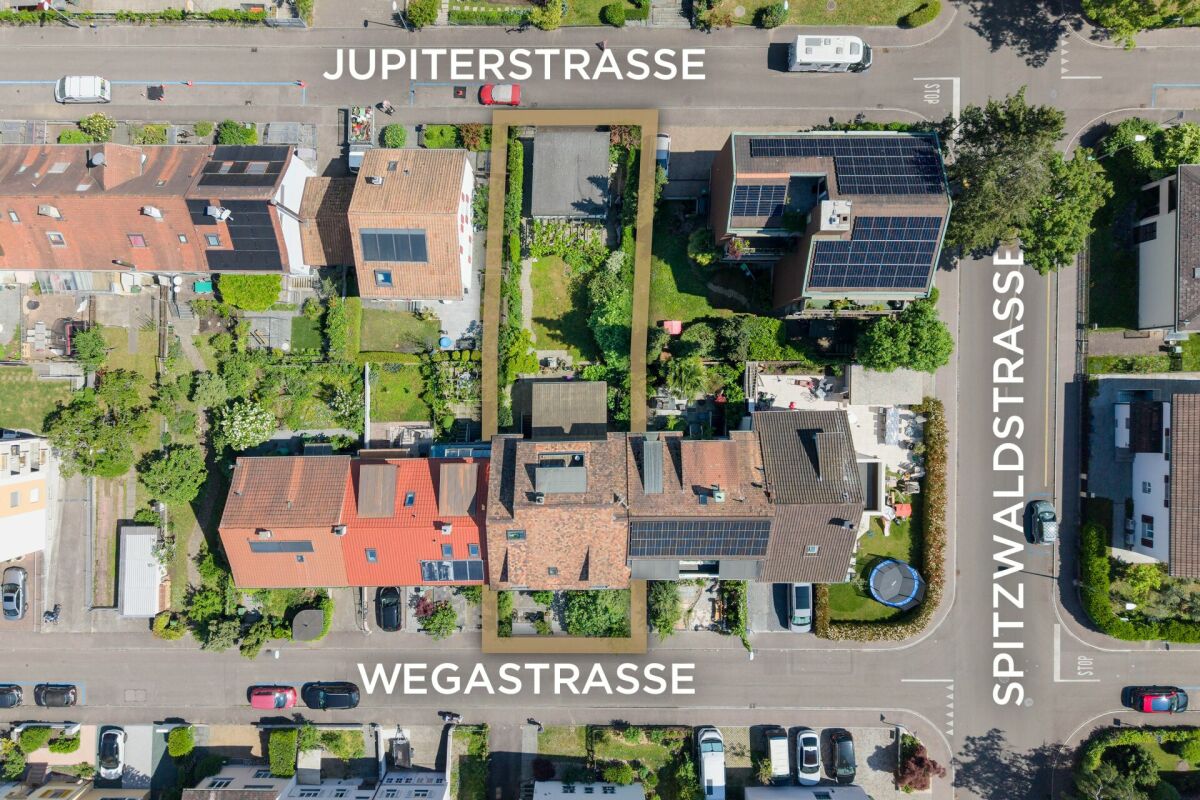 Vollvermietetes Mehrfamilienhaus mit 3 Wohnungen und 2 Garagen