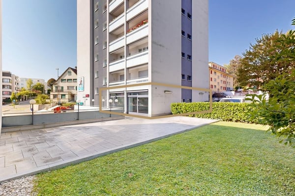 Attraktive Büro-/Ladenfläche im Erdgeschoss mit Terrasse und Lagerraum 11
