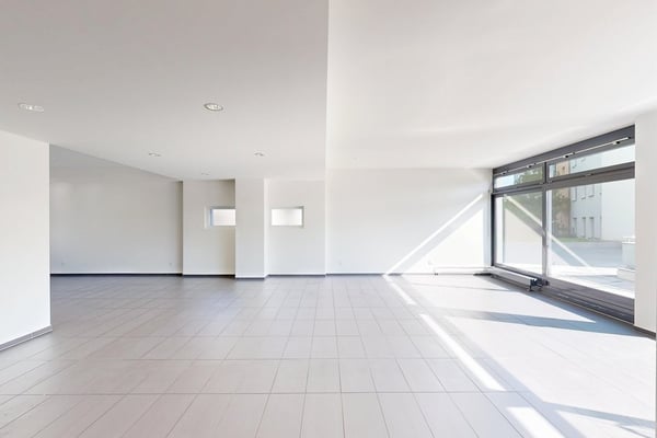 Attraktive Büro-/Ladenfläche im Erdgeschoss mit Terrasse und Lagerraum 6