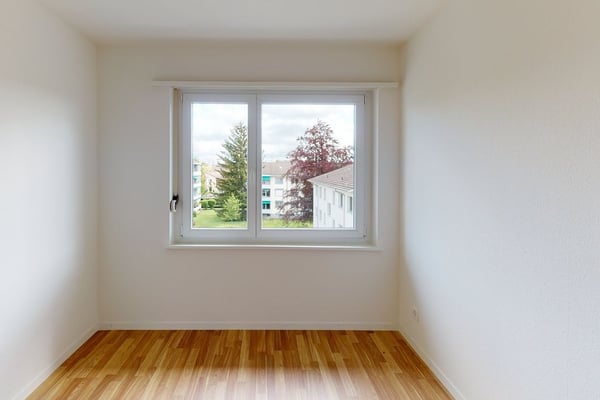 Waschtrockner in der Wohnung, gute Anbindung an den ÖV 9