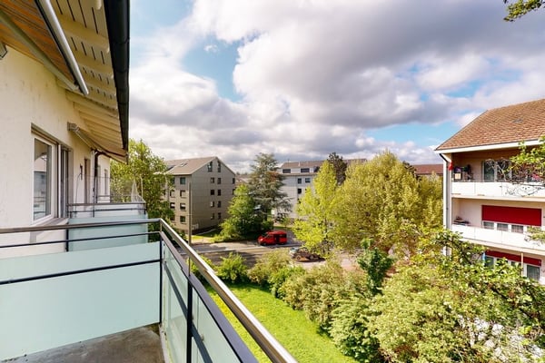 Waschtrockner in der Wohnung, gute Anbindung an den ÖV 2