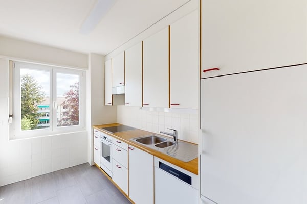 Waschtrockner in der Wohnung, gute Anbindung an den ÖV 4