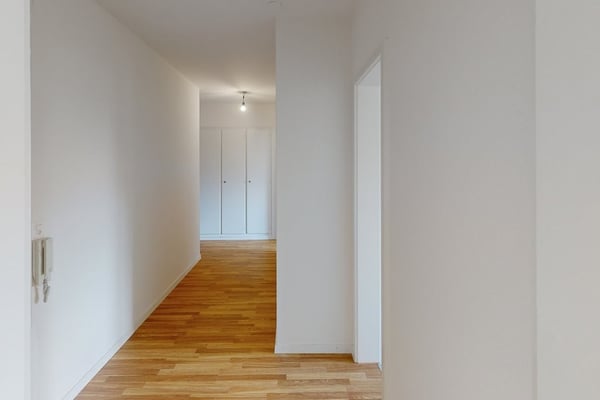 Waschtrockner in der Wohnung, gute Anbindung an den ÖV 6