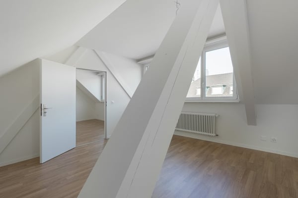 Helle 3.5-Zimmer-Dachwohnung in Basel - Nähe Messe 10