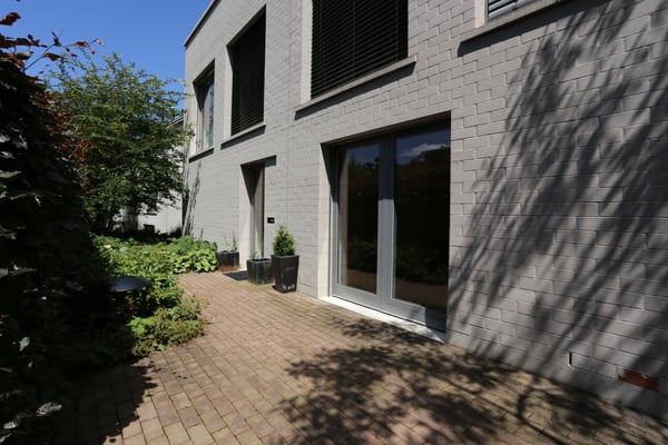 Exklusive, grosszügige Gartenwohnung auf dem Bruderholz 1