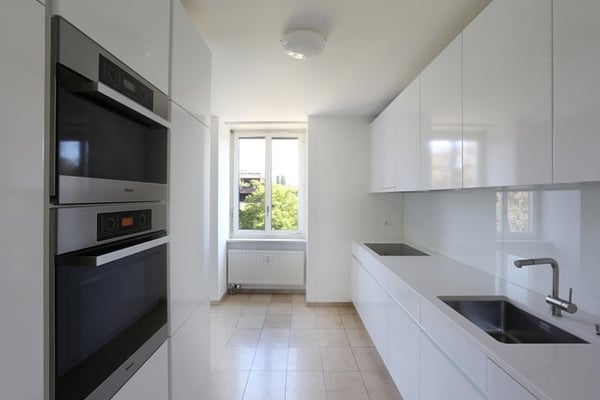 Grosszügige 1-Zimmer-Maisonette-Wohnung mit Dachterrasse in Basel 3