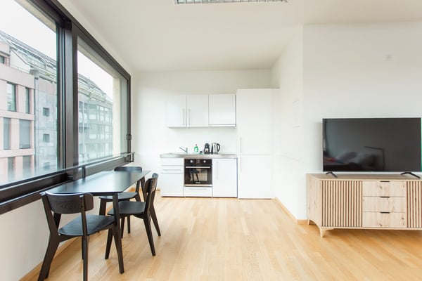 Möbliertes 2-Zimmerstudio mitten in Basel – zwischen Barfüsserplatz und Steinenvorstadt 2