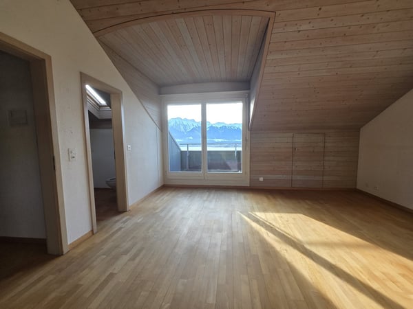 5.5 Zimmer-Doppeleinfamilienhaus in Hilterfingen 12