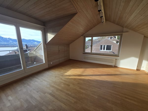5.5 Zimmer-Doppeleinfamilienhaus in Hilterfingen 11