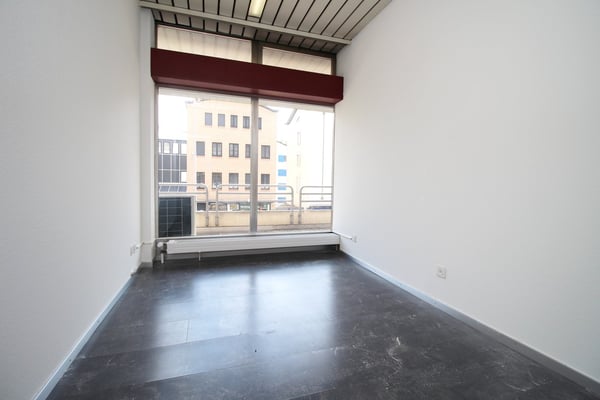 Attraktive Geschäfts-, Laden-, Büro- oder Praxisräume an bester Lage in Wettingen 7