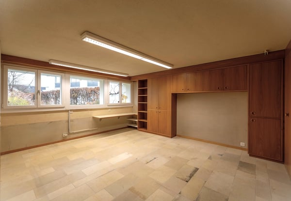 Charmantes 1.5-Zimmer-Einfamilienhaus mit Garten in Hausen 7