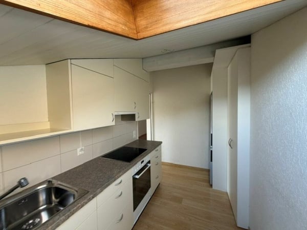 3.5-Zimmer-Dachwohnung an der Grenzstrasse 16 in Breitenbach 2