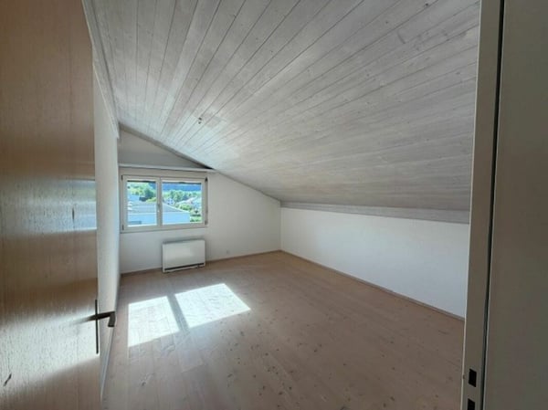 3.5-Zimmer-Dachwohnung an der Grenzstrasse 16 in Breitenbach 8
