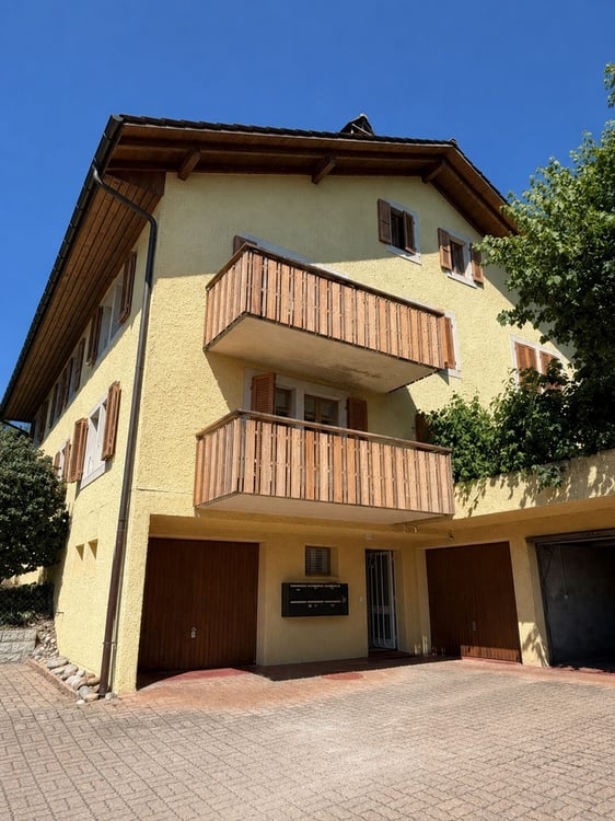 Avec balcon et jardin commun 10