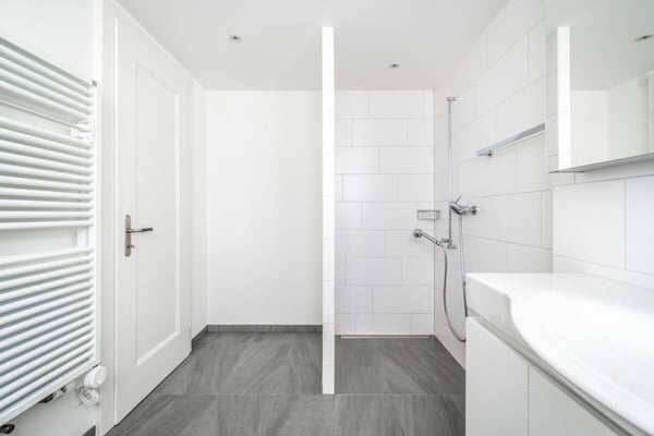 Exklusive 2.5-Zimmer-Landhausvilla 16