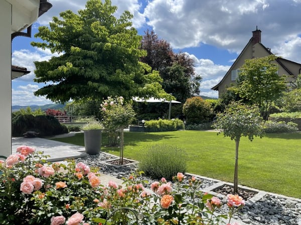 Exklusive 2.5-Zimmer-Landhausvilla 22