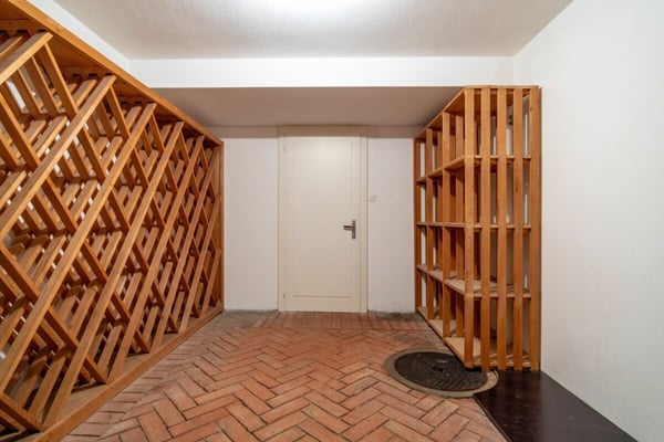 Exklusive 2.5-Zimmer-Landhausvilla 18