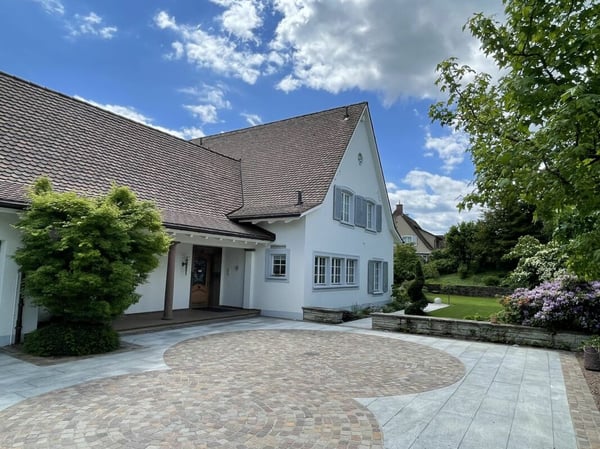 Exklusive 2.5-Zimmer-Landhausvilla 20