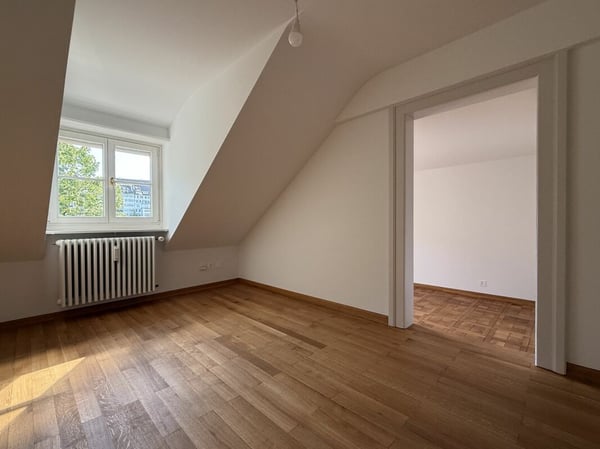 Einzigartige Altbauwohnung mit Blick auf den Rhein 6