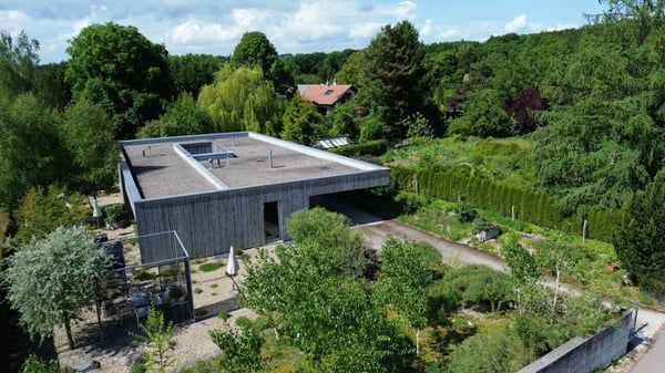 Stilvolles 6.5-Zimmer-Einfamilienhaus 11