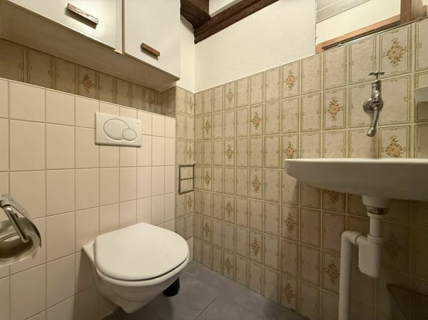 Zentrale Gewerbefläche von insgesamt 70m2 4
