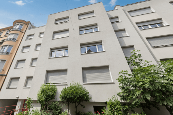 1.5-Zimmer-Dachwohnung im Hegenheimerquartier 1