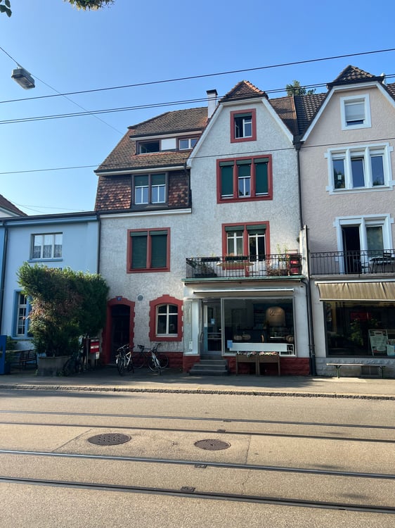 Grosszügiges Atelier mit vielseitigen Nutzungsmöglichkeiten 6