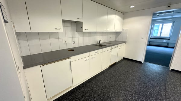 Grosszügige Bürofläche bei der Messe Basel zu vermieten 4