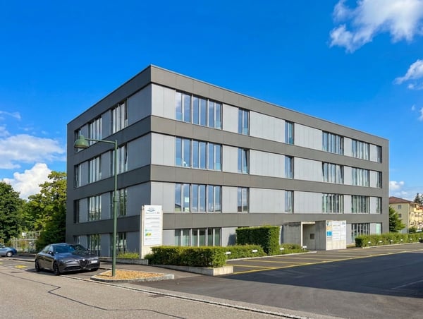 Aussenparkplatz zu vermieten