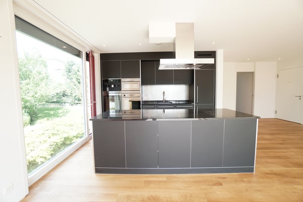 Exklusive 5.5- Zimmerwohnung auf dem Bruderholz 5