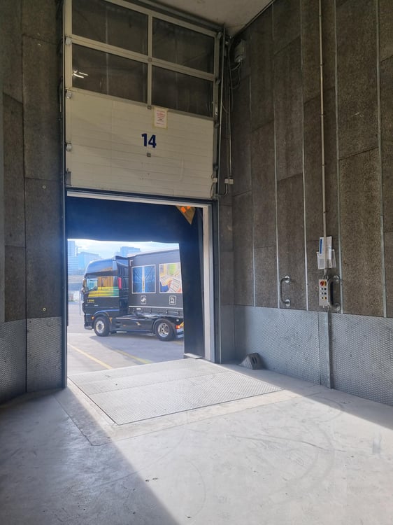 Hochregallager an der Uferstrasse 70 7