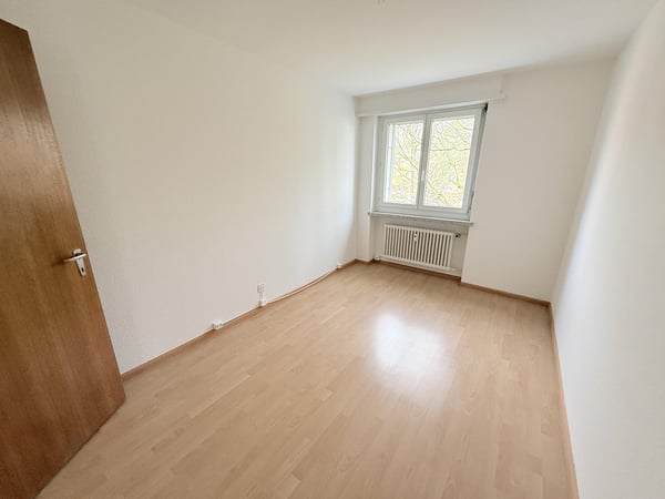 Gepflegte Liegenschaft an ruhiger Seitenstrasse 9