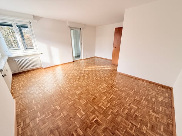 Gepflegte Liegenschaft an ruhiger Seitenstrasse 6