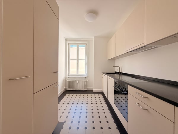 Zentral gelegene Dachwohnung in sanierter Altbauliegenschaft 3