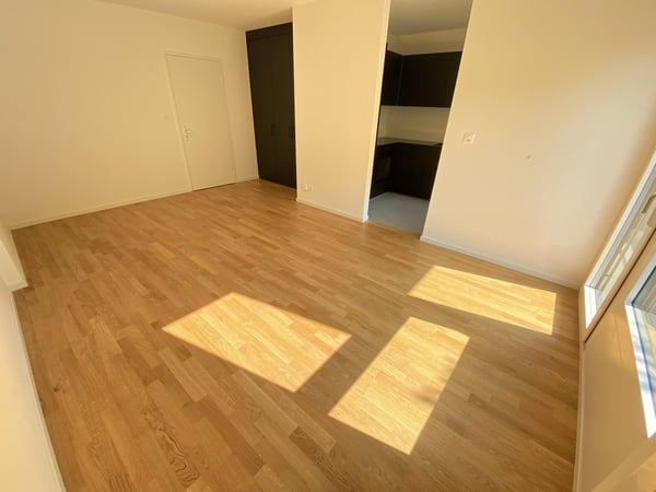Helle Singlewohnung an ruhiger Seitenstrasse 5