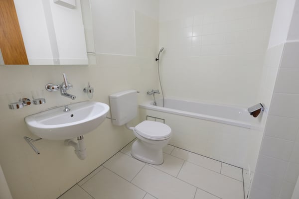 Helle 4-Zimmer-Wohnung mit Wintergarten an Verkehrsgünstiger Lage 5