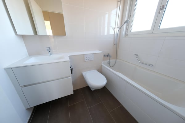 Sanierte Familienwohnung in grüner Umgebung 8