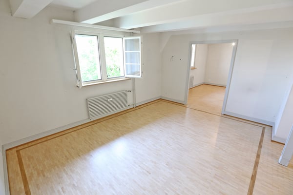Zentral, historisch, idyllisch: 4.5 Zimmer auf dem Münsterplatz 3